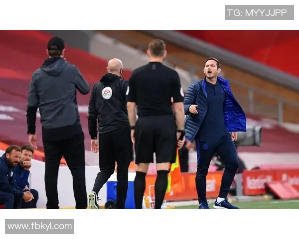 切尔西深夜发文，疑似回应转会传闻