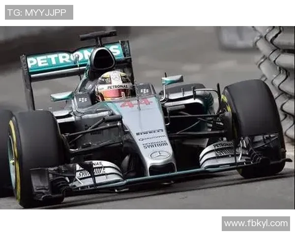 F1赛车空气动力学技术创新与赛场表现提升的深度分析